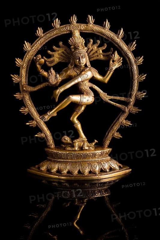 Statue of indian hindu god Shiva Nataraja