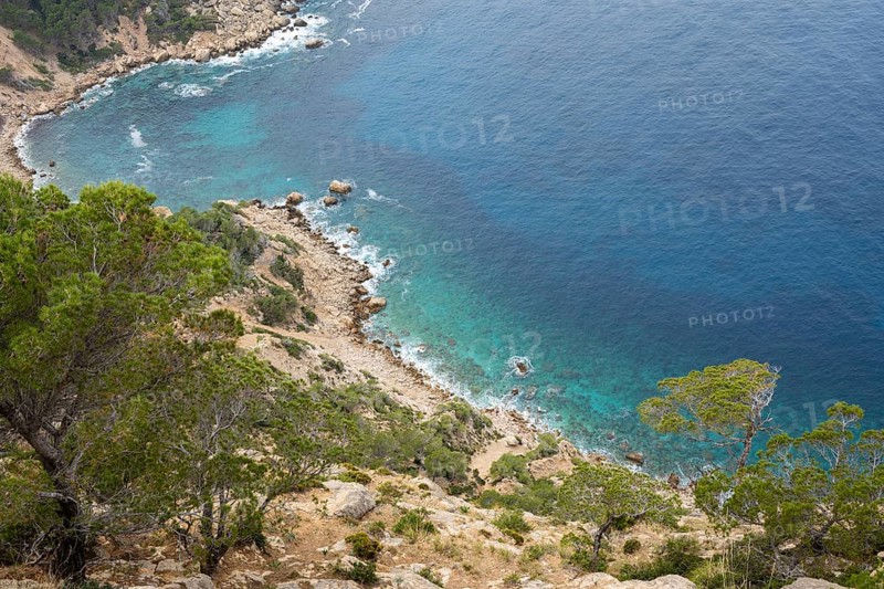 View into the Cala en Basset from the viewpoint below the monastery La Trapa