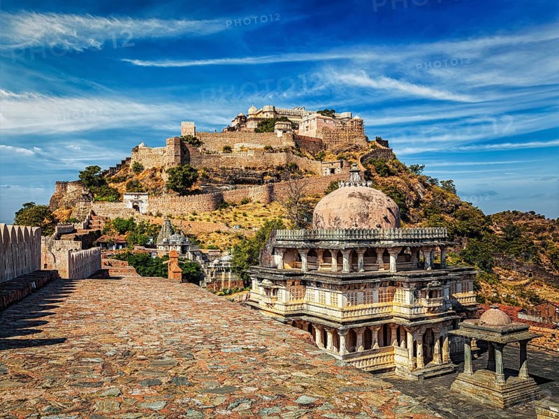 Kumbhalgarh fort tourist landmark in Rajasthan