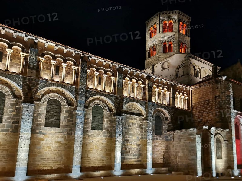 Roman church of Saint-Austremoine dIssoire