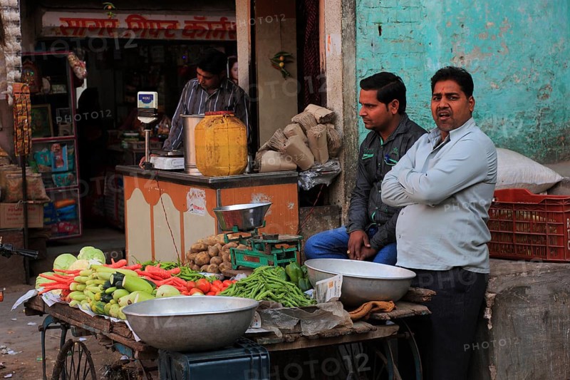 Street scene in the old town of Bikaner