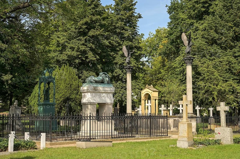 Invalidenfriedhof