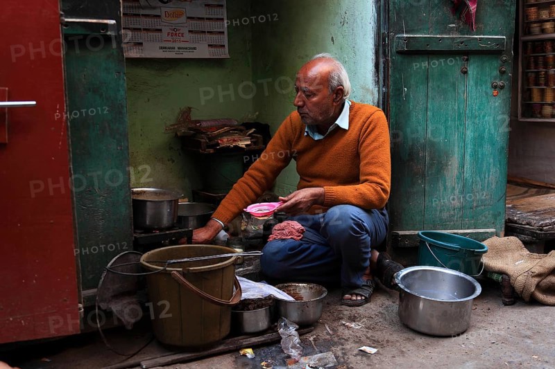 Street scene in the old town of Bikaner