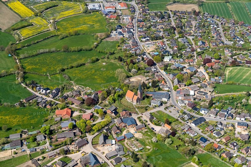 Luftbild von Sandesneben