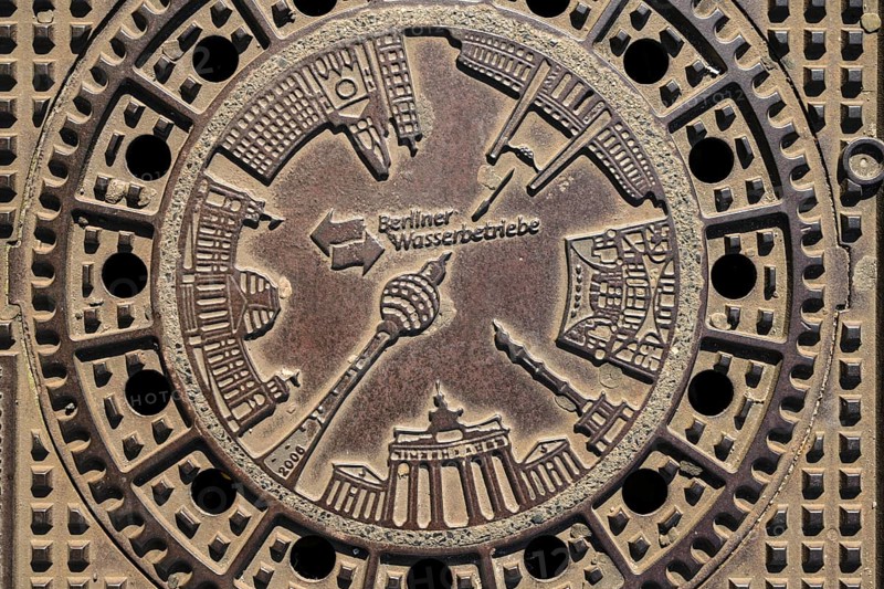 Manhole cover Berliner Wasserbetriebe