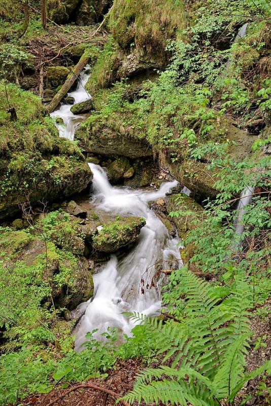 Hinang waterfall