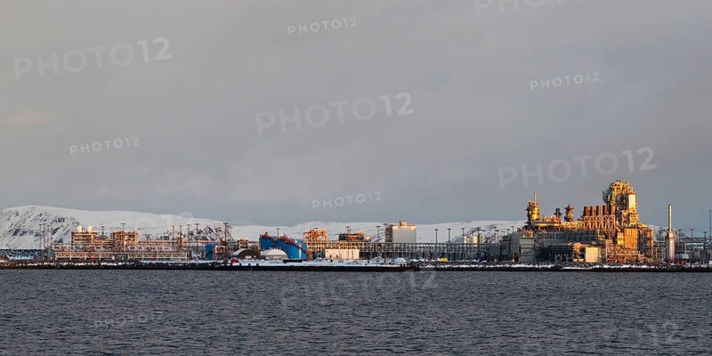 Natural gas liquefaction plant