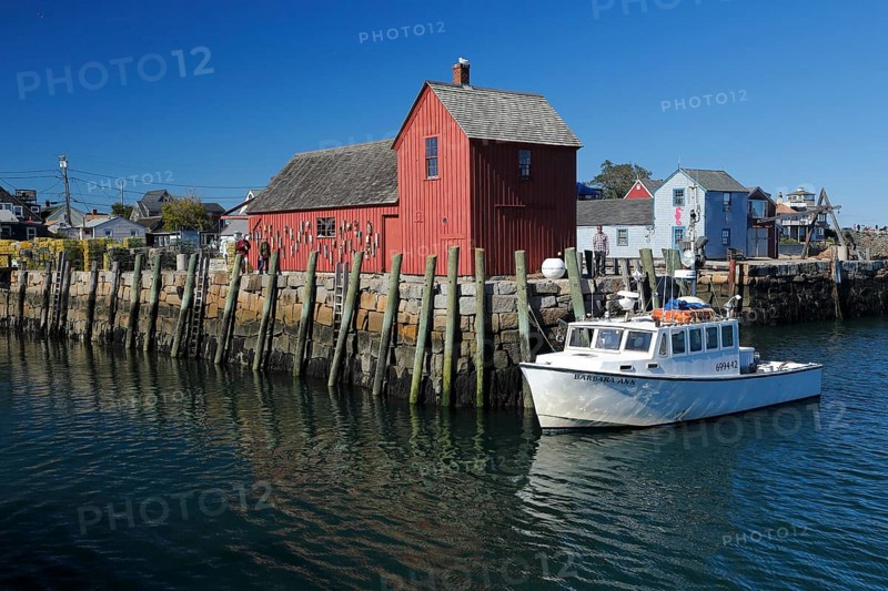 Fishing shack at Bradley Wharf