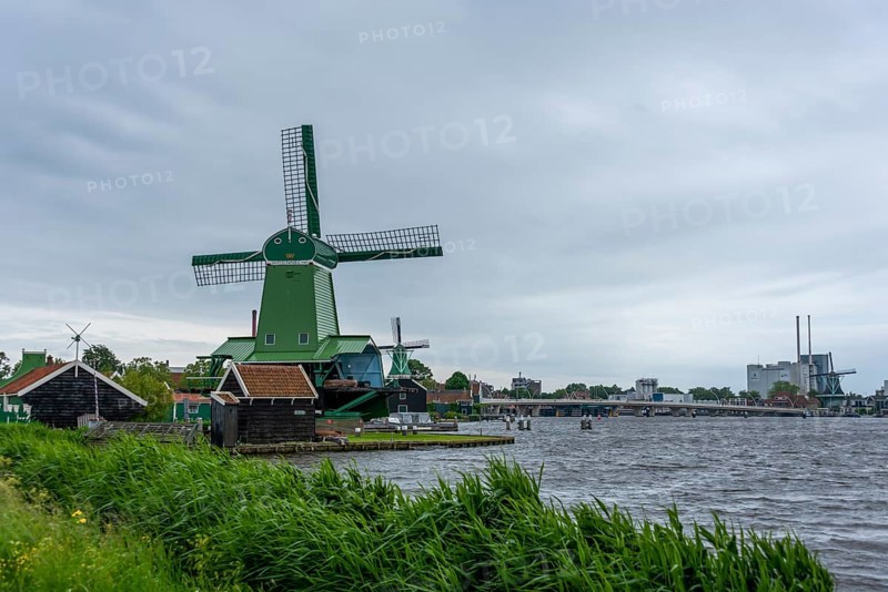 Historic windmills on the banks of the Zaan