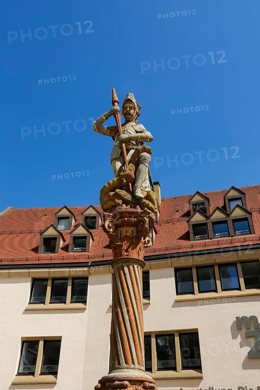 Georgsbrunnen eastern Muensterplatz