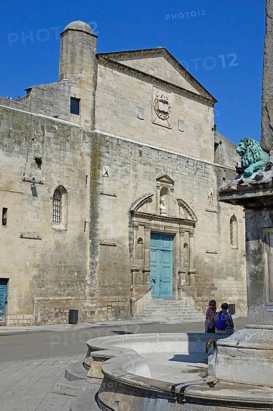 Place de la Republique with former church of Sainte Anne d'Arles