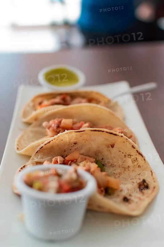 Close up of mexican chicken tacos