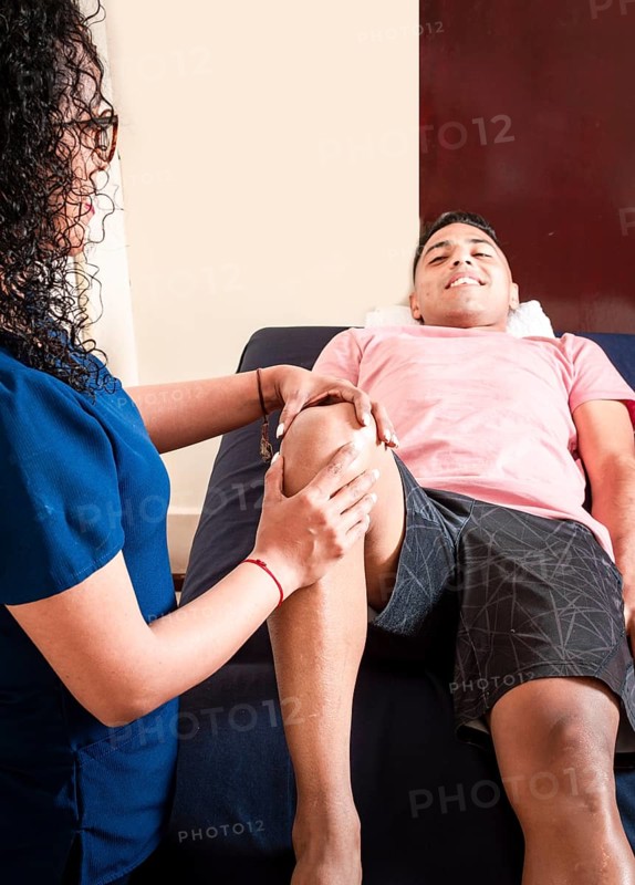 Modern Rehabilitation Physiotherapy Leg Physiotherapy Treatment Knee Injury Physiotherapy