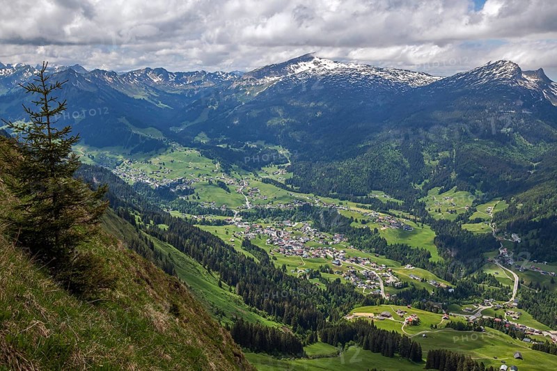 View from Fellhorngrat to Riezlern