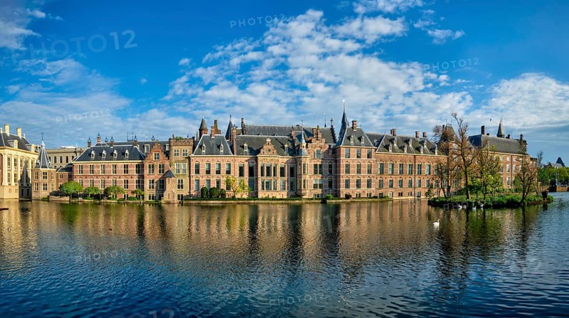 Panorama of the Binnenhof House of Parliament and the Hofvijver lake