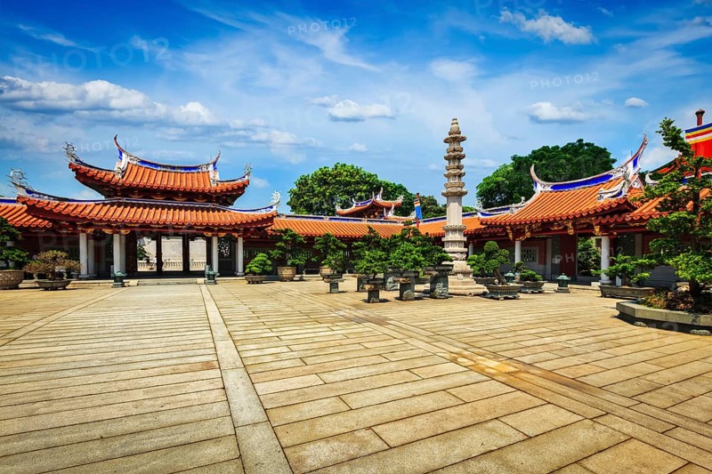 Gates of Lian Shan Shuang Lin Monastery Buddhist temple in Singapore