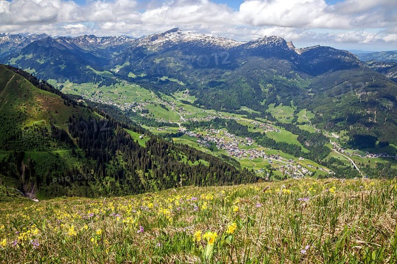 View from Fellhorngrat to Riezlern