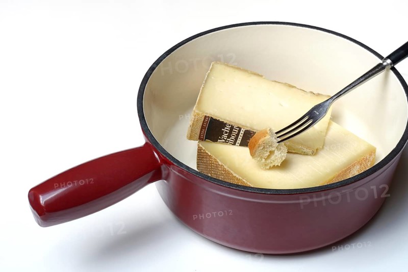 Ingredients for cheese fondue