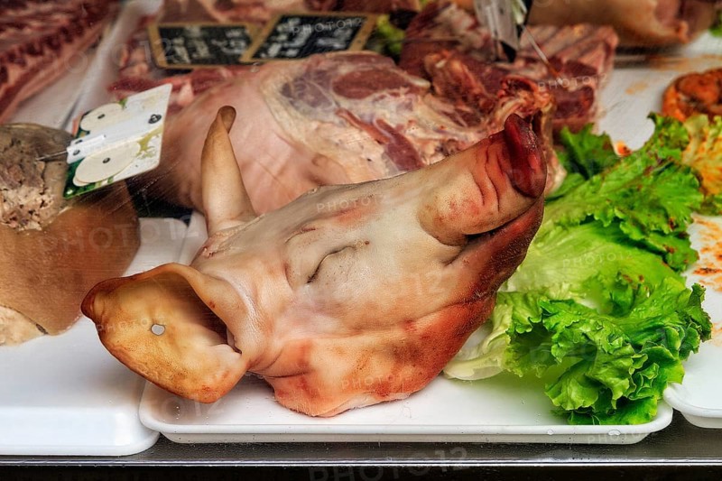 Pig's head and pork meat