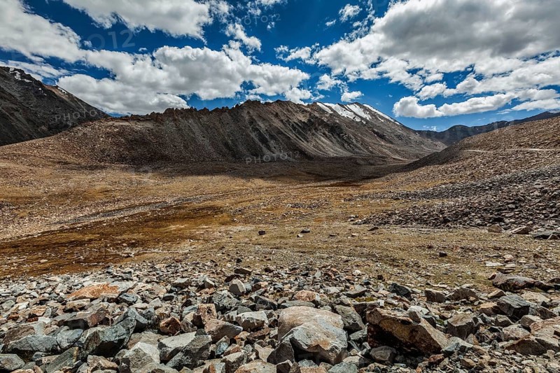 View of Himalayas mountains near Kardung La pass