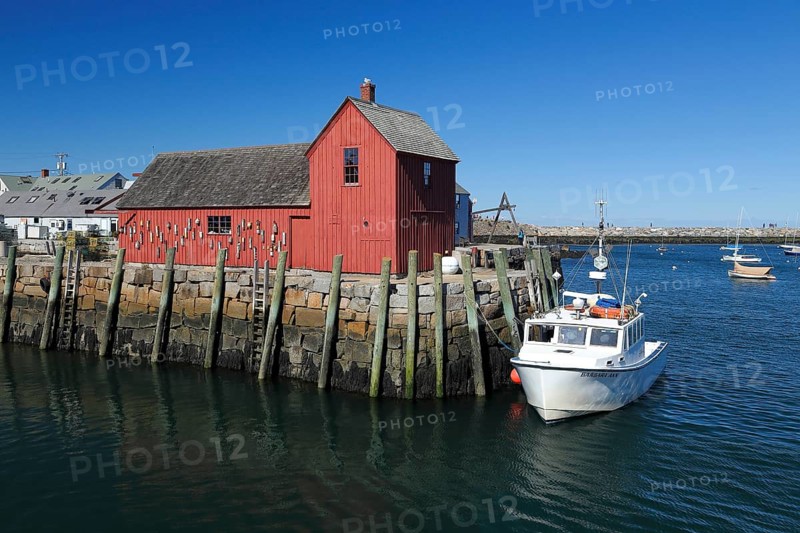 Fishing shack at Bradley Wharf