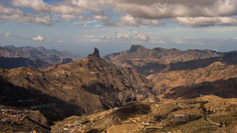 View from Mirador de Degollada Becerra to Roque Bentayga