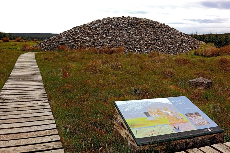 Cairns of Camster are in Caithness in the Scottish Highlands north of Lybster and consist of the round and long cairns