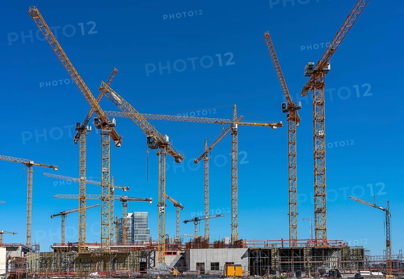 Major construction site at Ueberseequartier and Hafencity