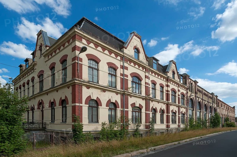 Fabrikgebaeude einer ehemaligen Keramikmaschinenbau-Fabrik