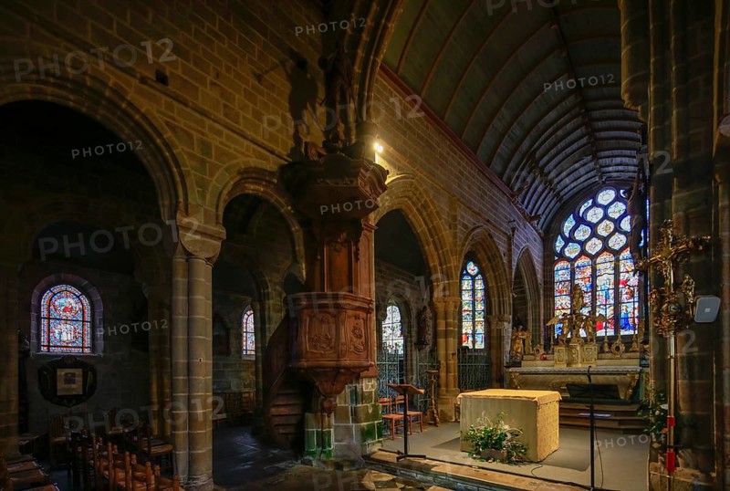 Notre-Dame-de-Roscudon church in the Flamboyant Gothic style