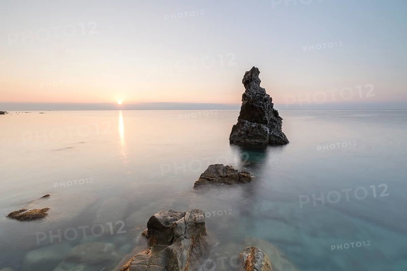 Sunrise at the rocks scoglio della galeazza