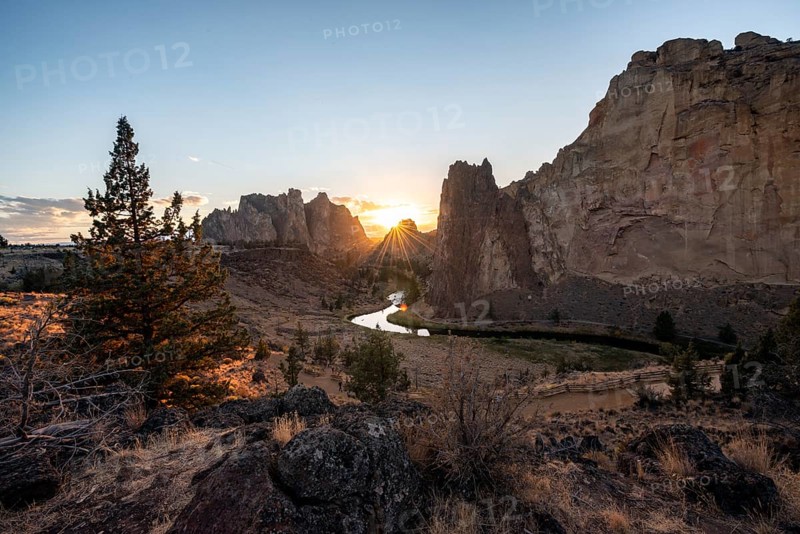 Sun star on rock walls