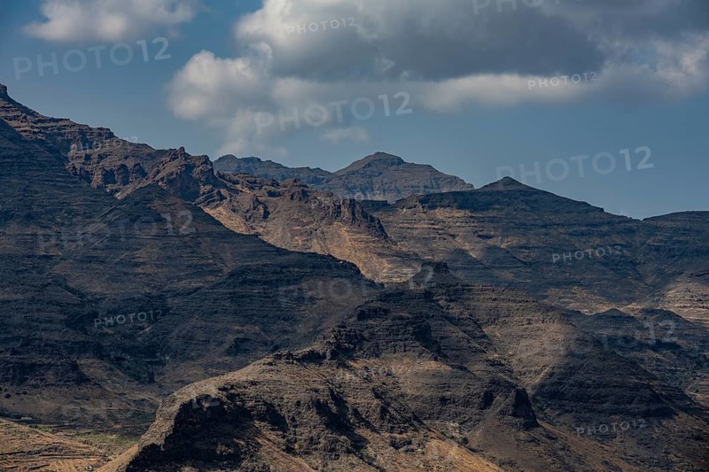 Landscape around Los Azulejos De Veneguera