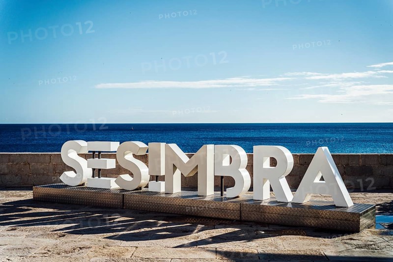 Sesimbra sign on the Santiago fortress