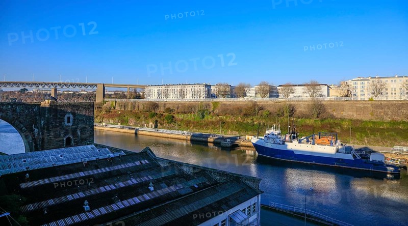 River Penfeld with research vessel Langevin