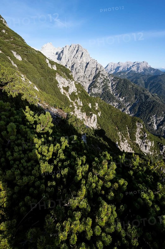 View of mountain landscape with peak Westliches Geiselhorn