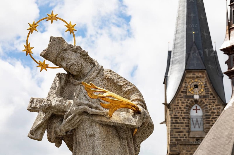 Nepomuk statue on the main square with town parish church