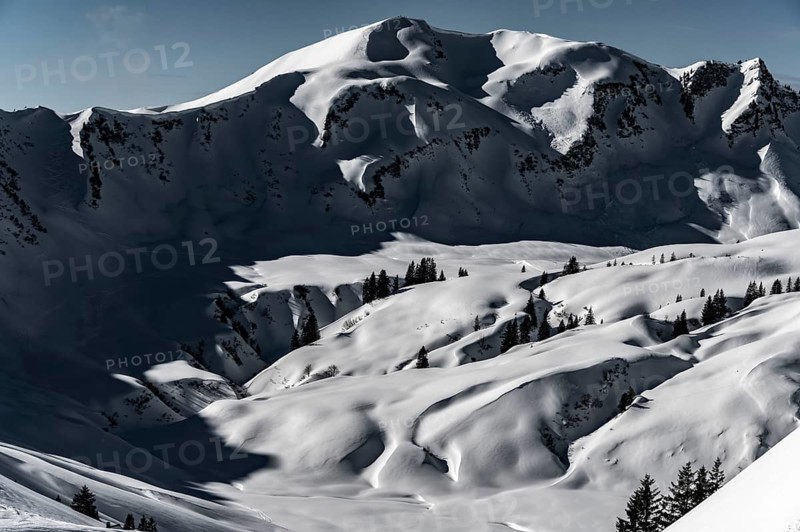 Winterlicher Gipfel des Falzer Kopfes