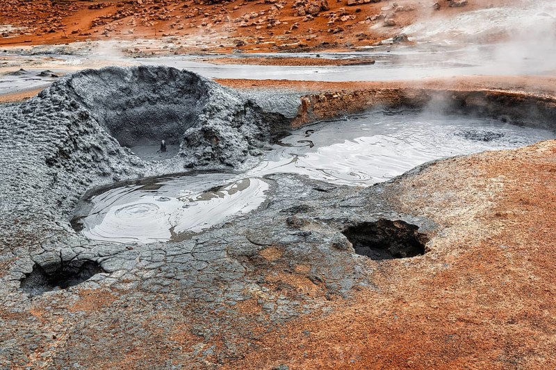 Bubbling mud pot