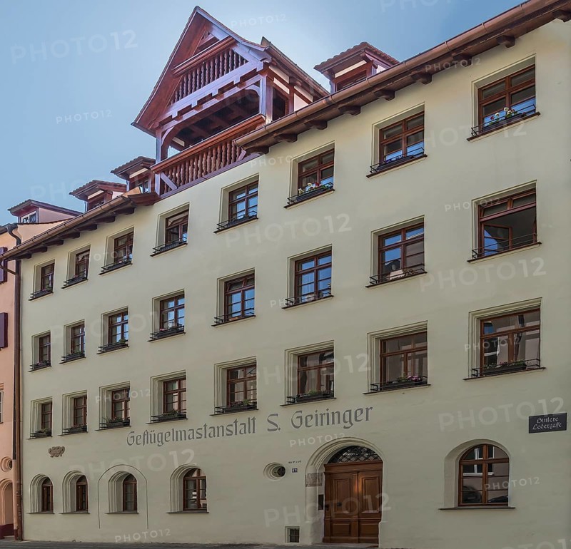 Merchant's house from 1697 in Hintere Ledergasse 43