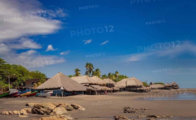 Thatched roof restaurants near the beach