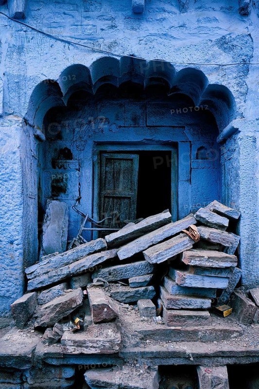 Blue house facade in streets of of Jodhpur