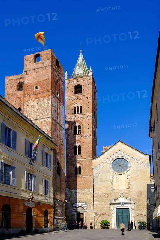 Gender tower and cathedral