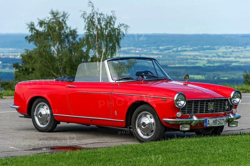 Vintage car FIAT 1500 Spider