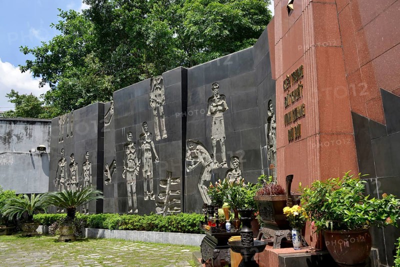 Hoa Lo Prison