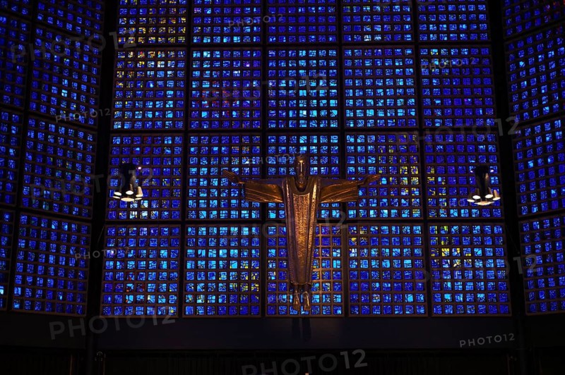 Altar room with resurrection Christ by Karl Hemmeter above the altar