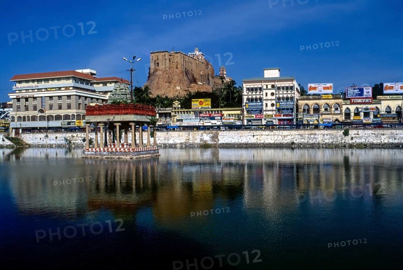 Rock fort