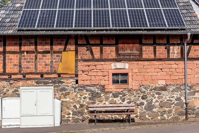 Historic farmhouse with photovoltaic system