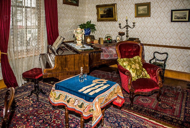 Noble interior