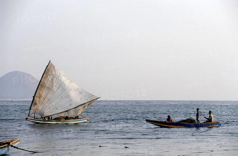 Sailing boat